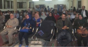 جانب من الحضور في الندوة 