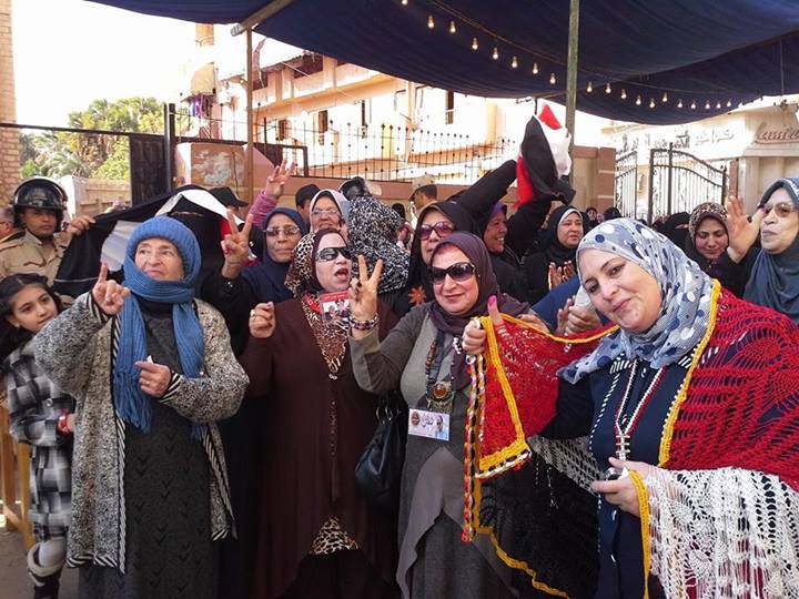 من امام احدي مقرات اللجان ببورسعيد