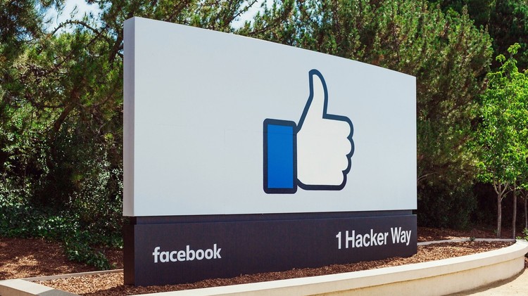 Photo of إن كنت ضحية “تجسس” الدولة فالفيسبوك سيحذرك