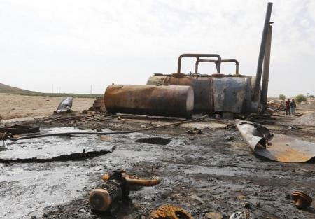 Photo of الضربات الجوية الأمريكية تستهدف التمويل النفطي للدولة الإسلامية