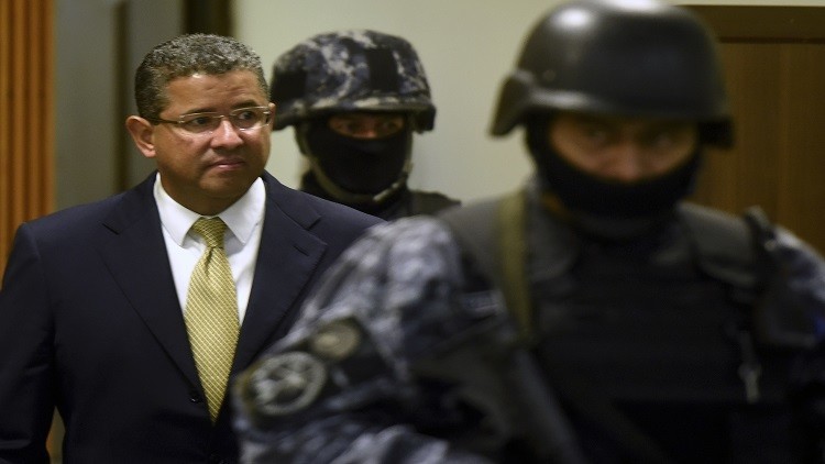 Photo of الموت يخلص الرئيس السلفادوري السابق من فضيحة فساد