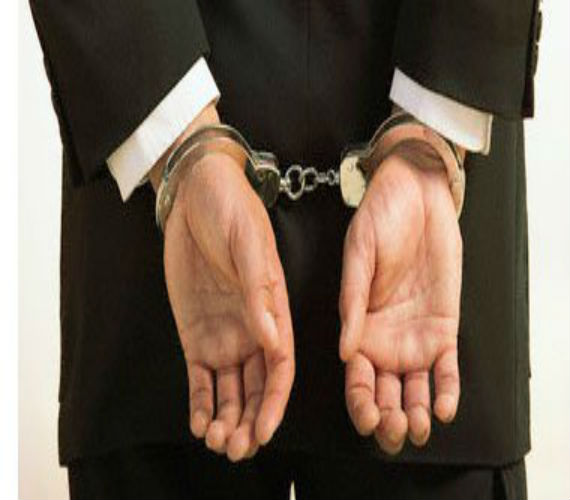 Photo of 5 مليون جنيه غرامة و حبس عام لرجل أعمال تهرب من جمارك سلع غذائيه وهرب ألعاب ناريه محظور استيرادها