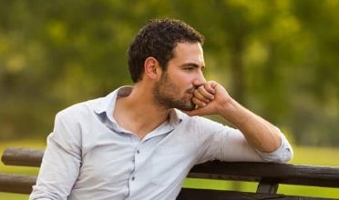Photo of مهند التكريتي لموقع أوراق عربية …رصيف القلق  – قصائد فصحي